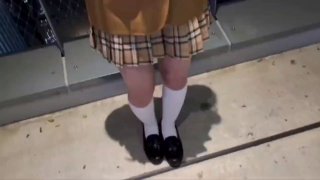 威震三界最近中文字幕高清mv在线视频晚上有些寂寞，小哥哥约了个清纯小妹来深入交流